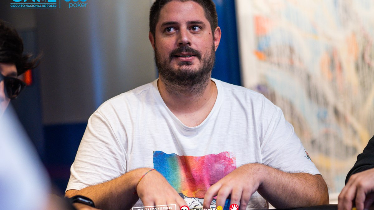 Carlos Sáez se dobla contra "Rotiax"