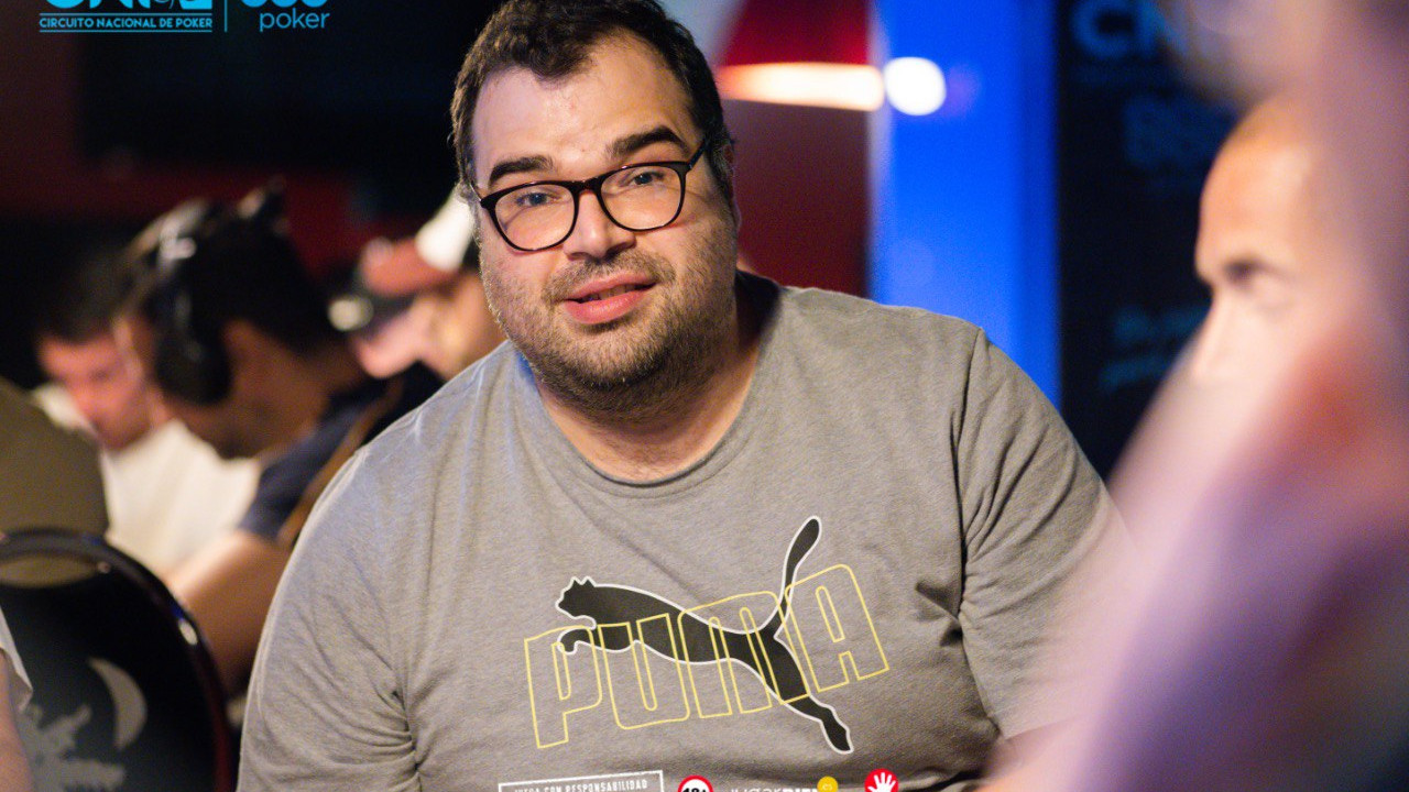 Paul Lozano "Vilacrack" se lleva un 3bet pot