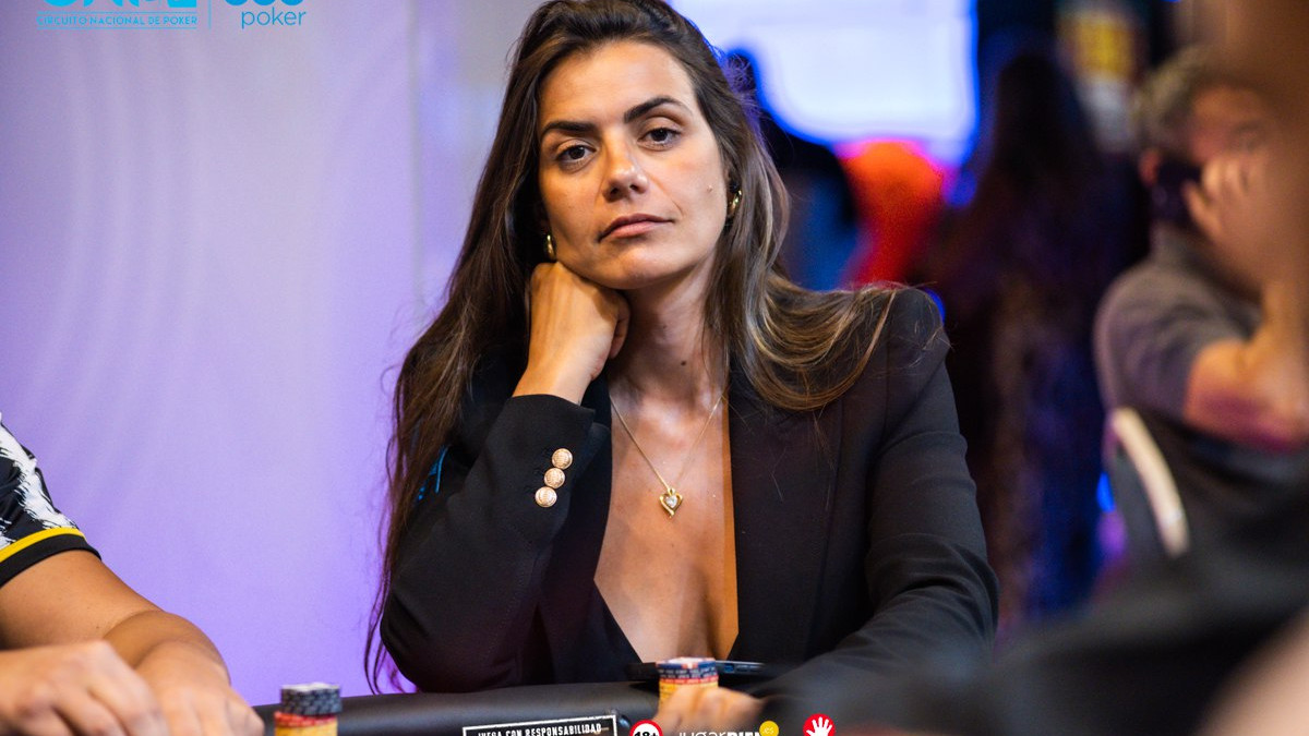 Últimos dos niveles de juego en el Día 1C del Main Event 