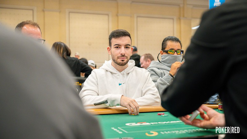 Recuento de stacks y eliminados tras el break de la cena del Mini Main Event