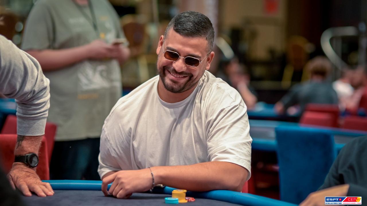 Omal Del Pino comienza dominando la mesa