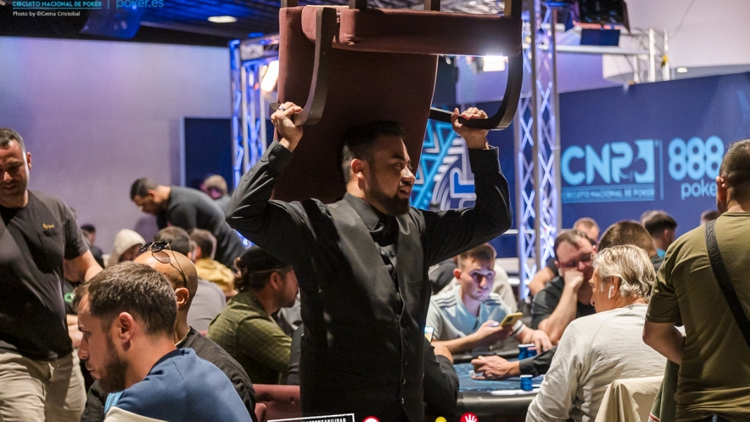 El día 2 del Main Event CNP888 Sevilla llega a su fin