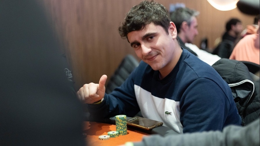 Unai Zamarrón va en cohete en el Luckia Poker Festival