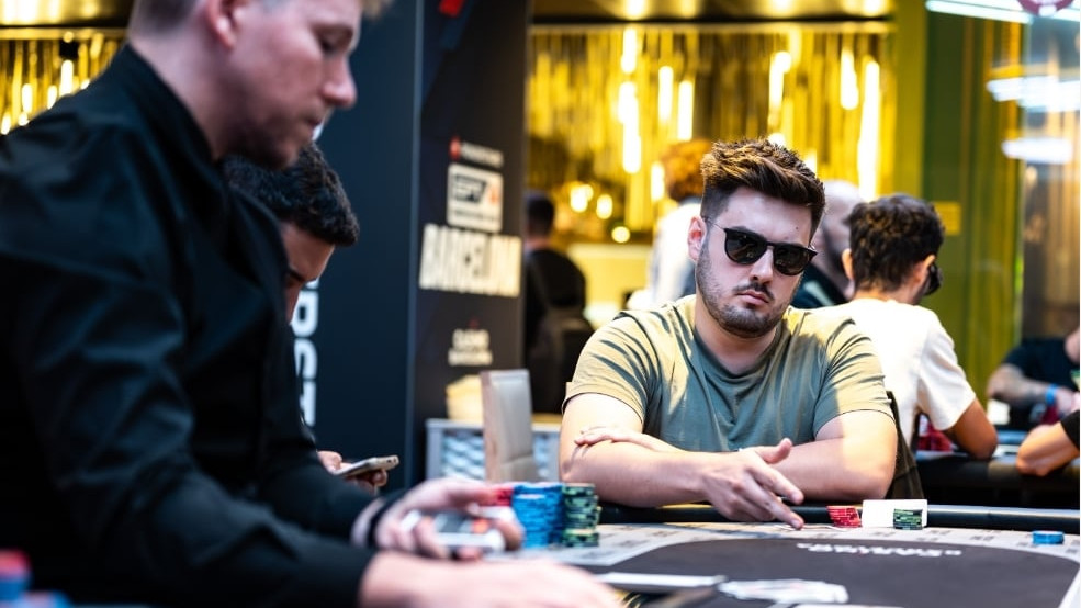 Seguimos apuntando nombres en el Death Note del CEP Barcelona