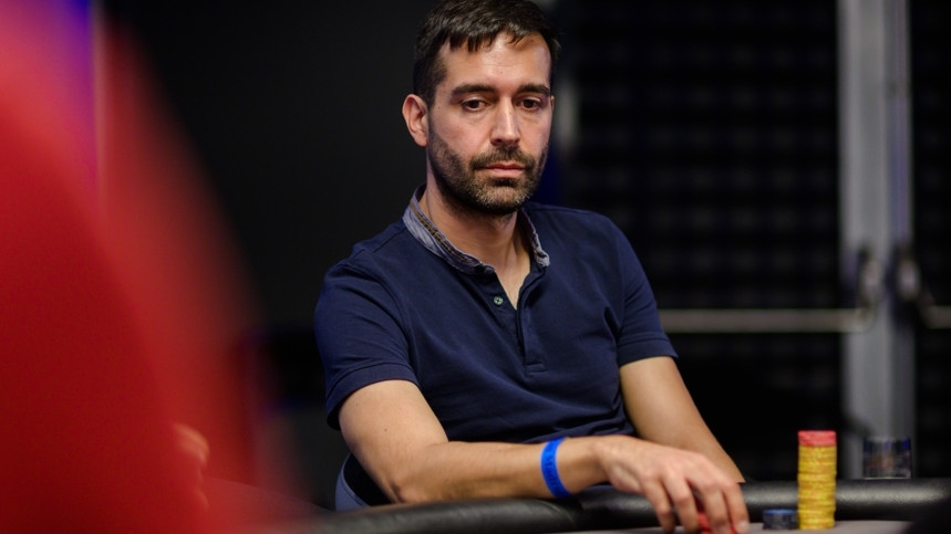 Camilo Nieto se encuentra un river que le hace seguir con vida