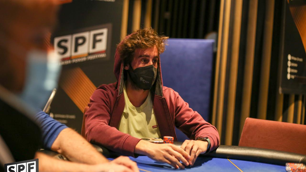 Álvaro Martínez empieza el día logrando un double up