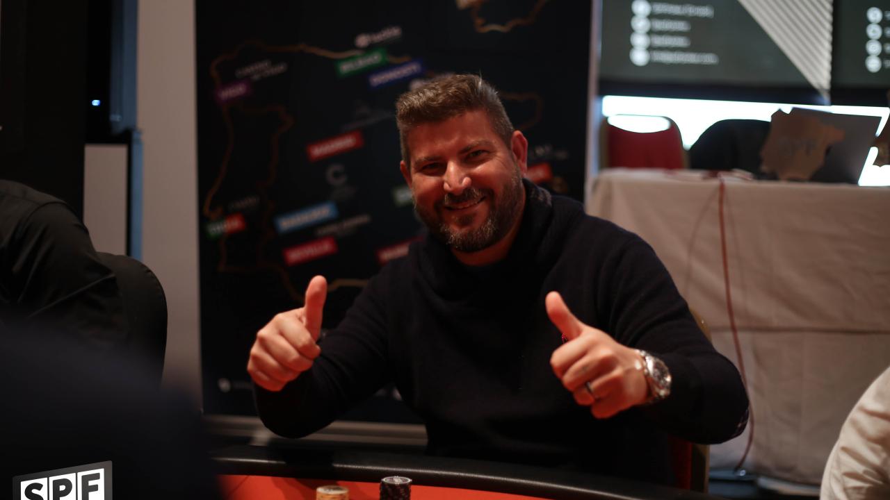 Gabriel Casado "Compadre" caza el farol de Paul Lozano "Vilacrack" 