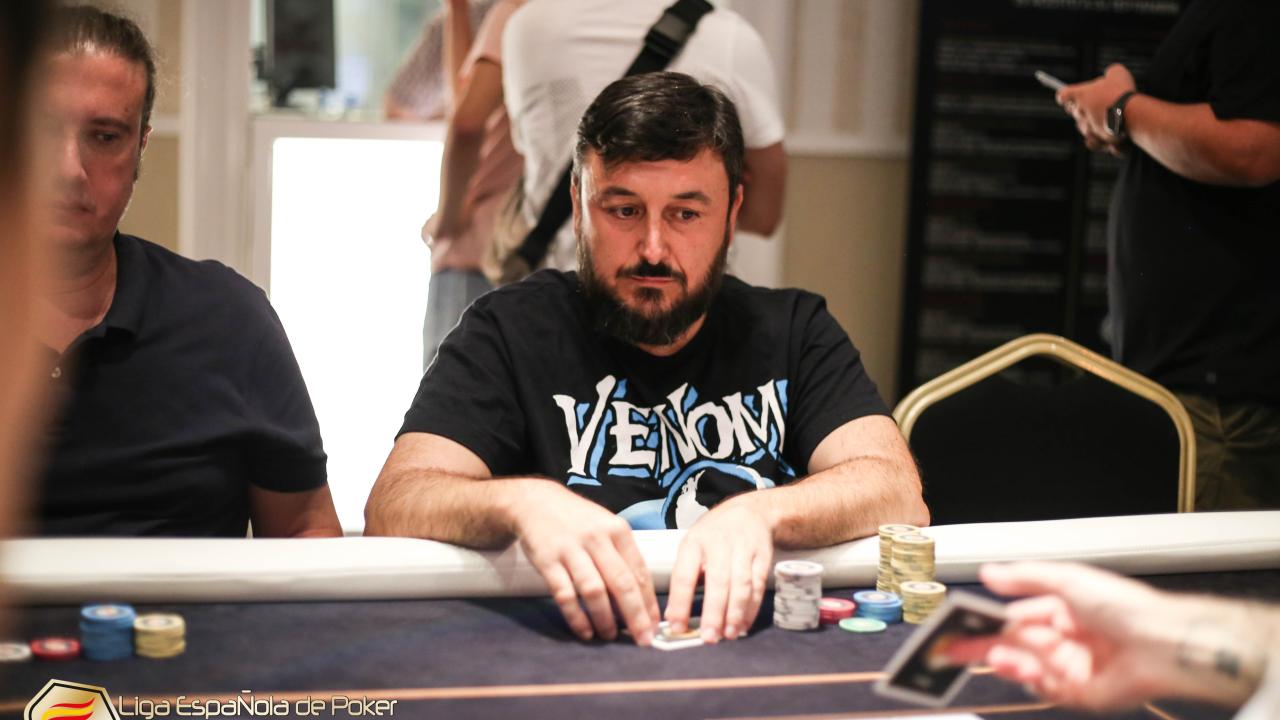 Jorge "Falarco" pone en riesgo su torneo