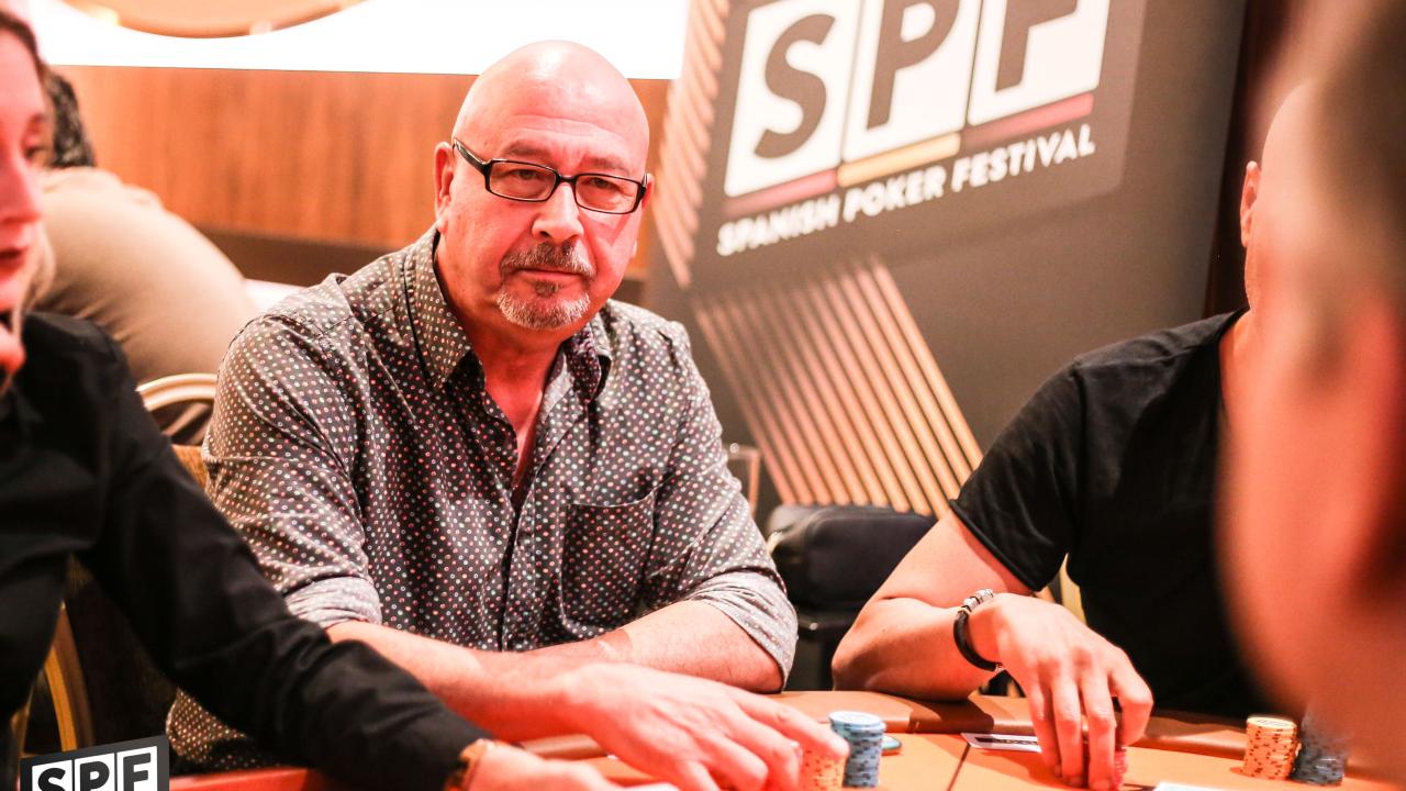 Manuel Méndez cae en 16ª posición