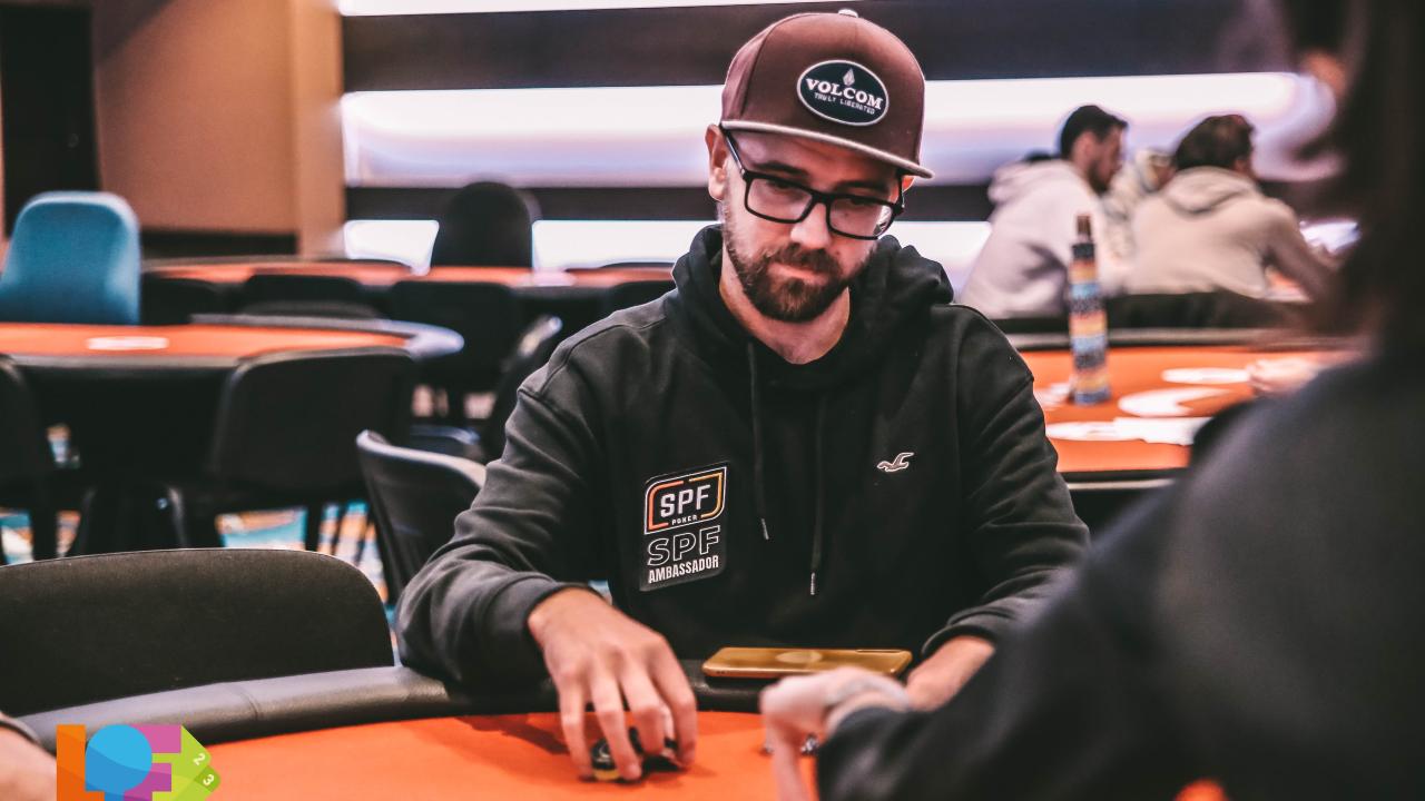 Gonzalo Huerta caza el bluff de Iker