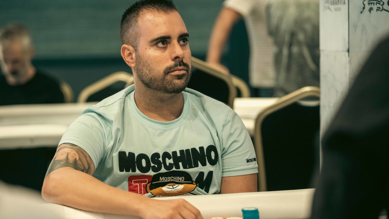 Dani Monforte sigue con la pólvora mojada y está out