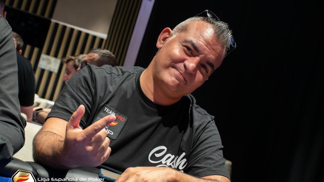 Pedro González "Muñeco" se dispara en los últimos compases del día