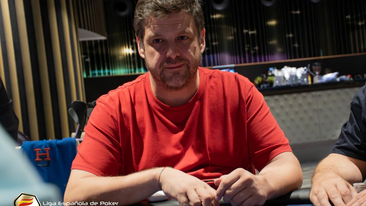 Pablo Vázquez no llega al cierre de registro