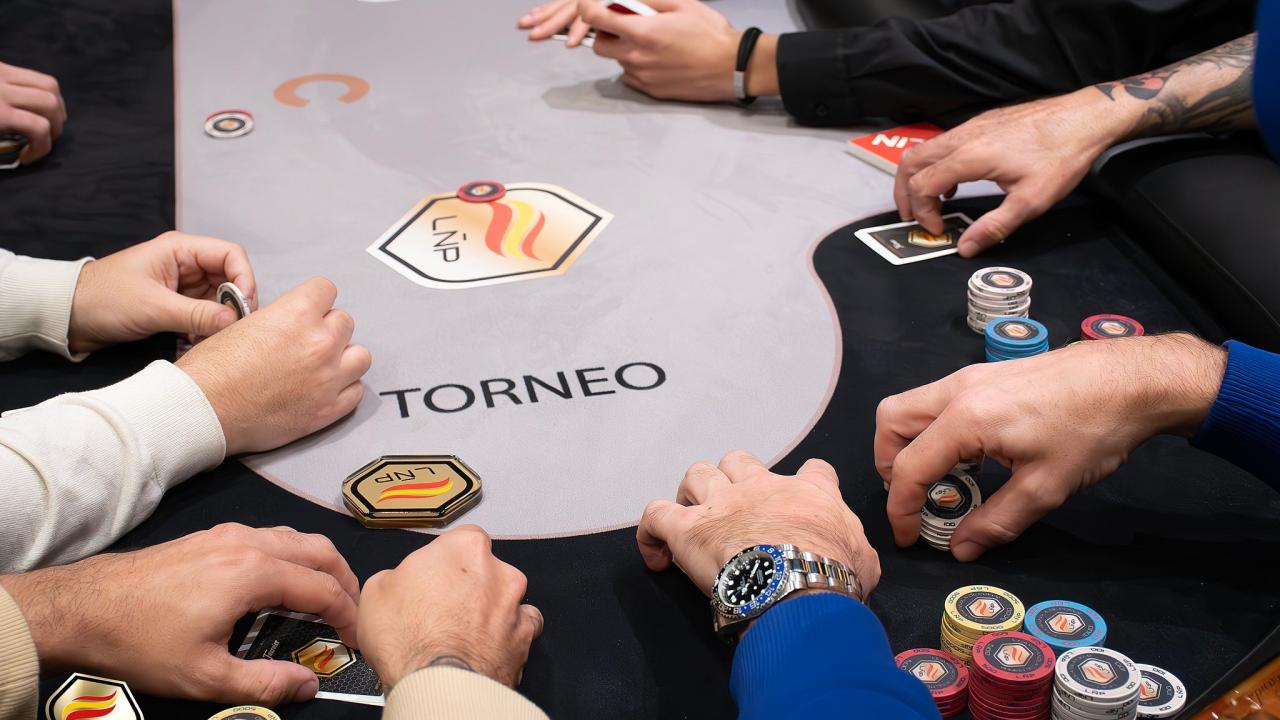 Cayetano Sanahuja cae eliminado en un bote de más de 300bbs