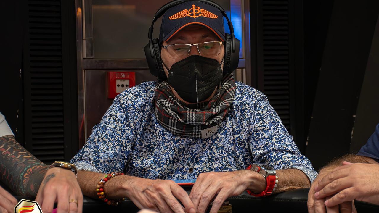 Albert García Benet salta por los aires en el cuarto nivel