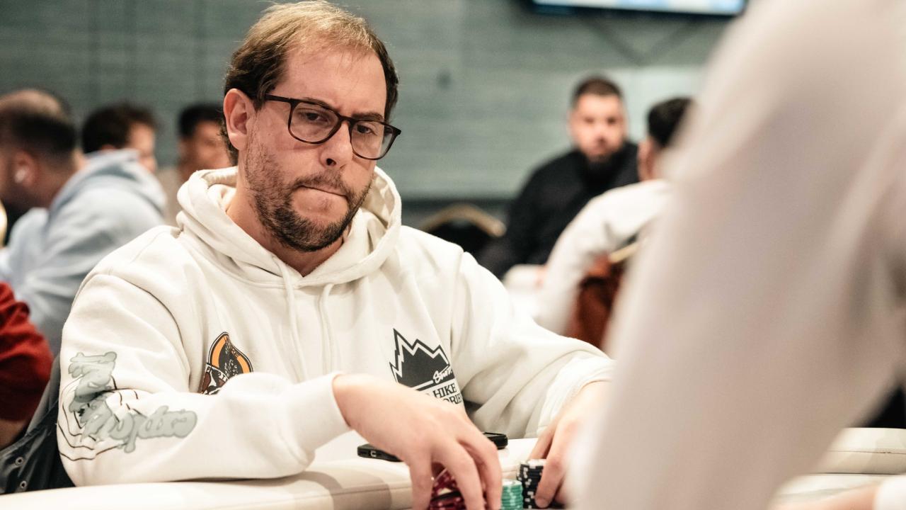 Borja Lozano hace un fold durísimo 