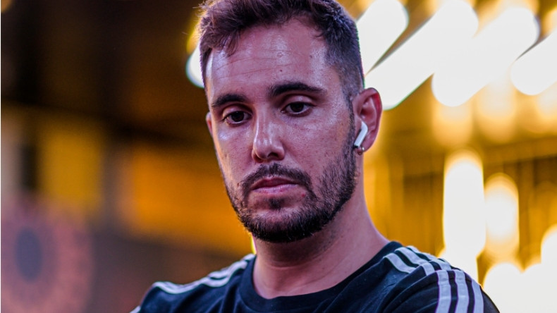 Se produce una situación polémica con Manu Bardón como damnificado