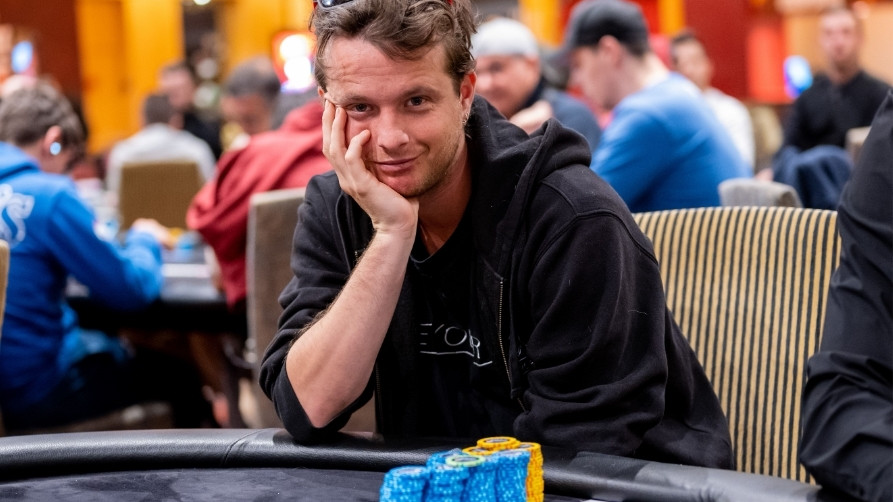 Chipcount últimos 11 jugadores Main Event ESPT 