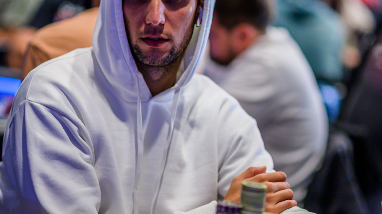 Rafa Navas patenta el "missclick click it de farol"