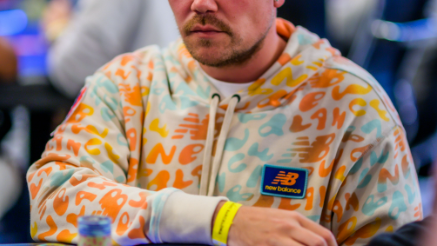 Monsalinho se lleva por delante a un rival y sube a 1.3M de stack