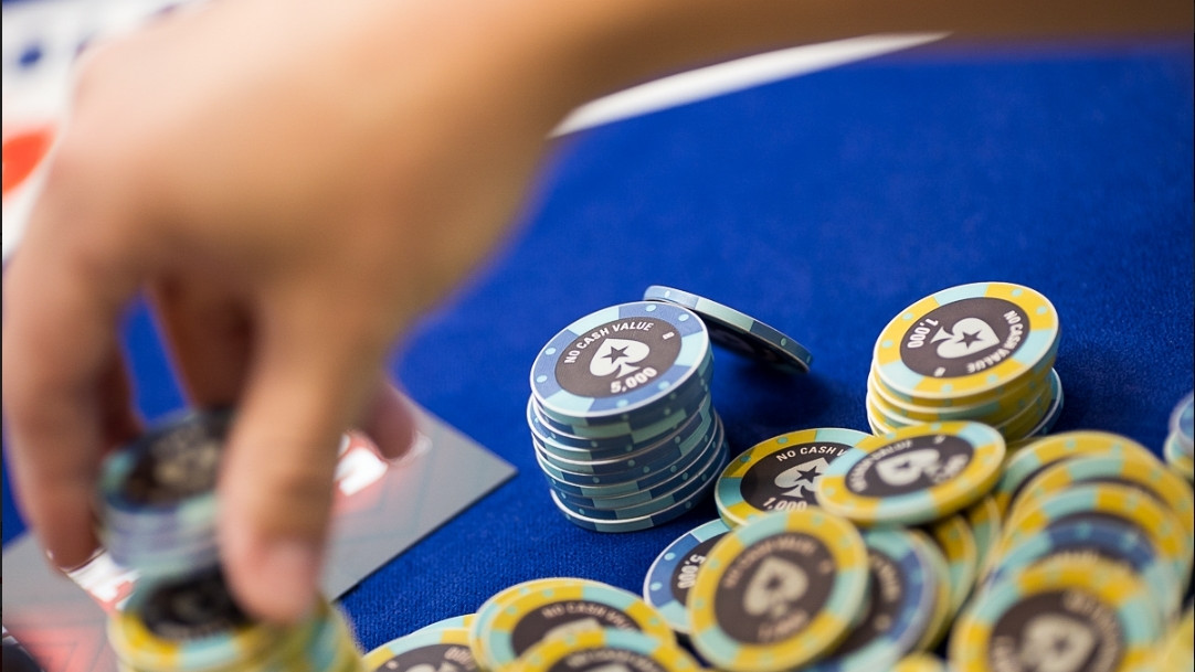 La eliminación de Baard Dahl nos deja el field con 22 jugadores