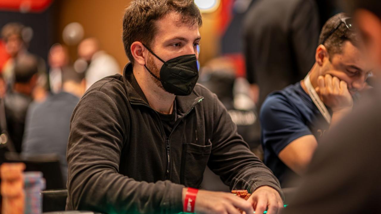 Tres españoles buscan la gloria en el #3: 1.100 € Freezout con 14 jugadores en el field