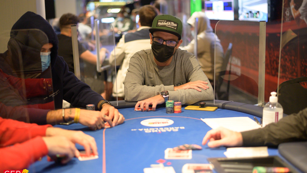 Primer descanso en el Main Event 