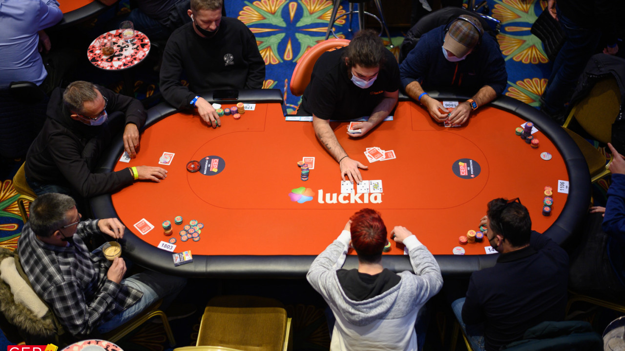 Eneko Pérez cae eliminado del Main Event