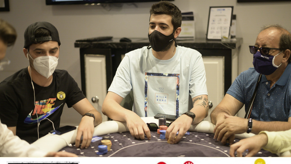 Cuádruple all-in y Ezequiel Quero se pone con 240.000 puntos