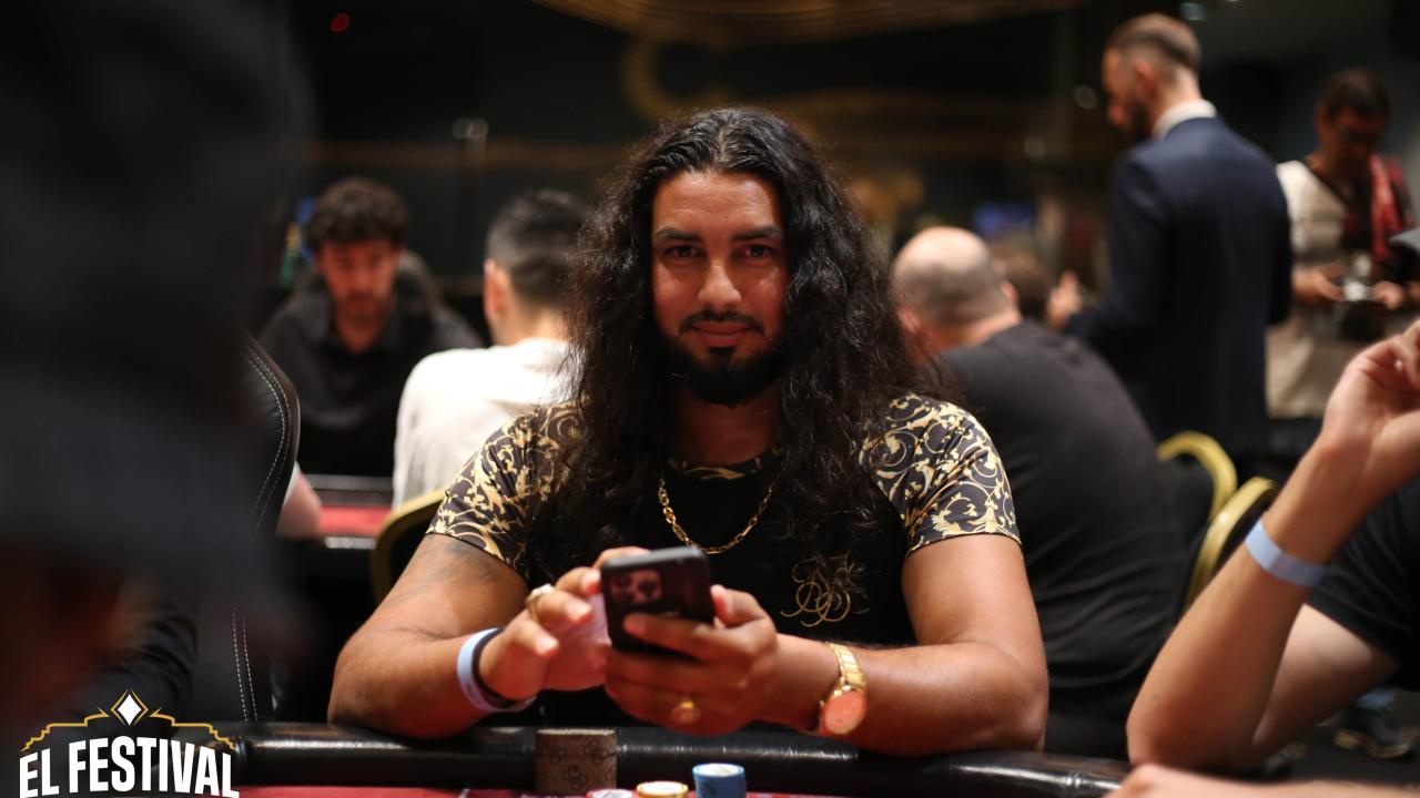 Dinner break en el High Roller 888 El Festival 