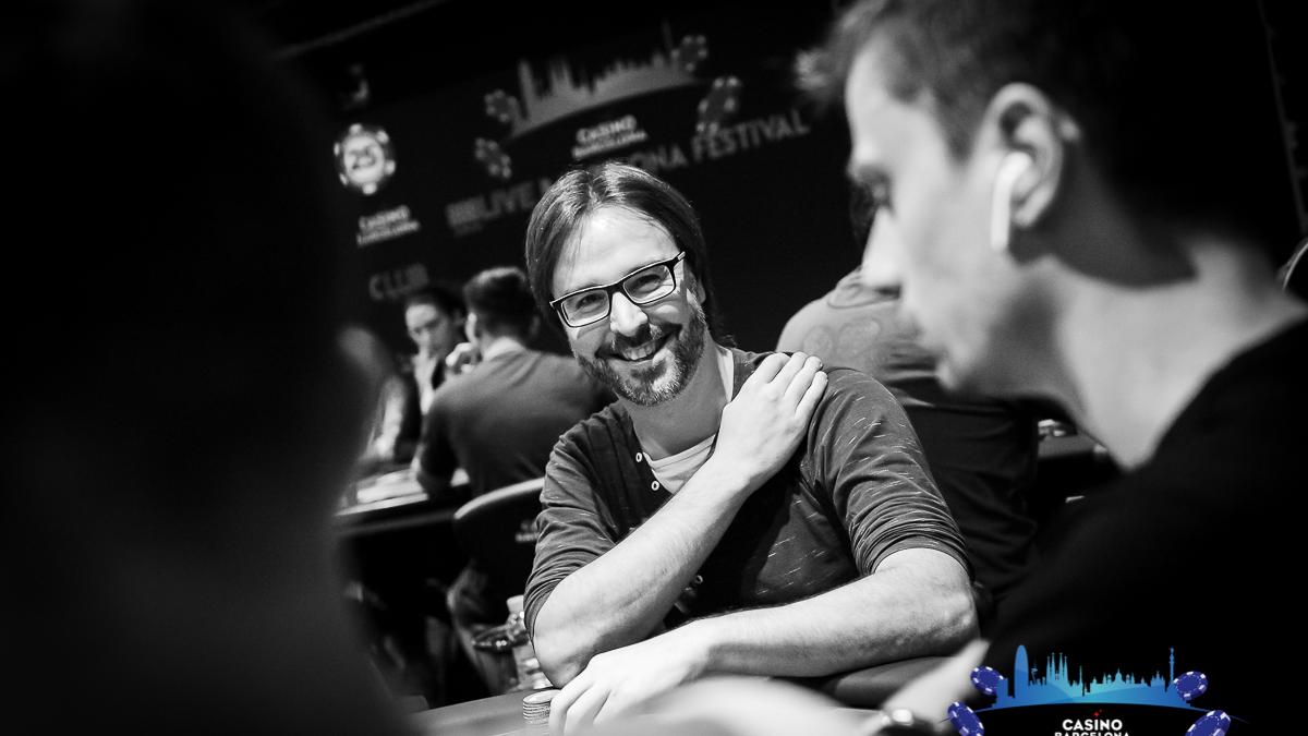 Martí Roca vuelve a pasar por caja