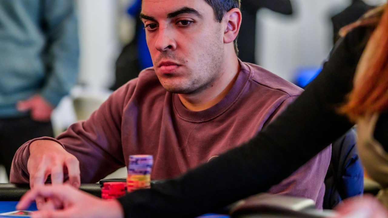 Adrián Chabbi no logra cortar la hemorragia de EducaPoker y también cae eliminado