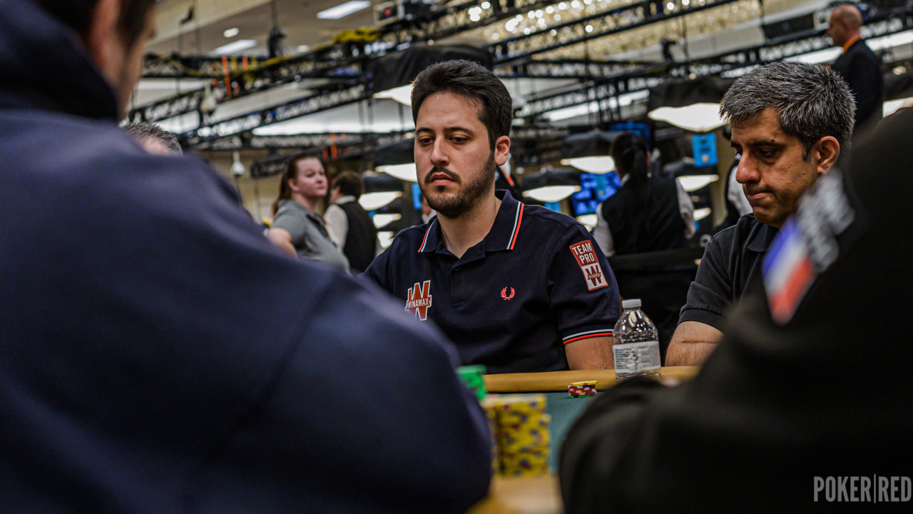 Adrián Mateos finaliza 3º en un 10k$ del Aria por 45.000$