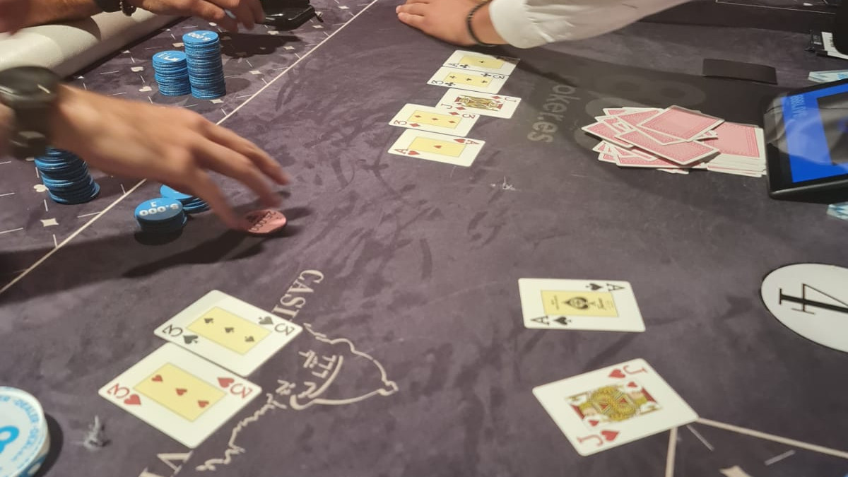 ¡La mano más macabra de este CNP888 Madrid!