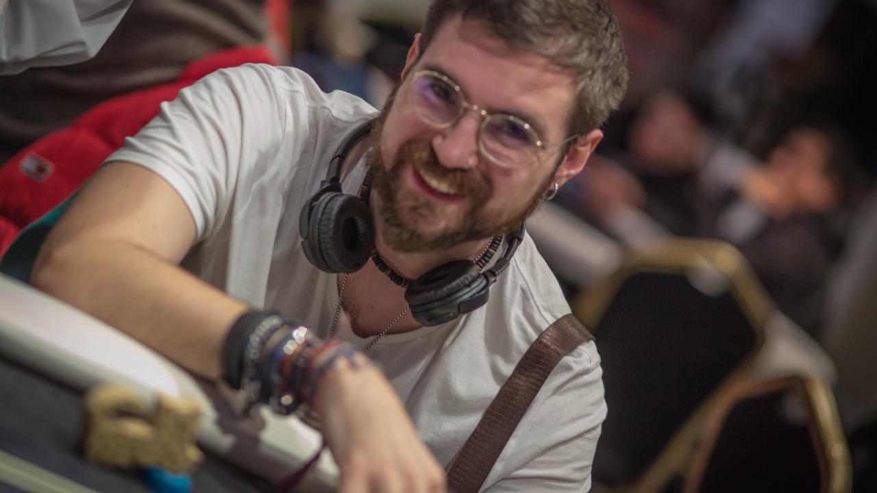 Michel Herreros ''TA_Michel'' tercio en river para cobrar