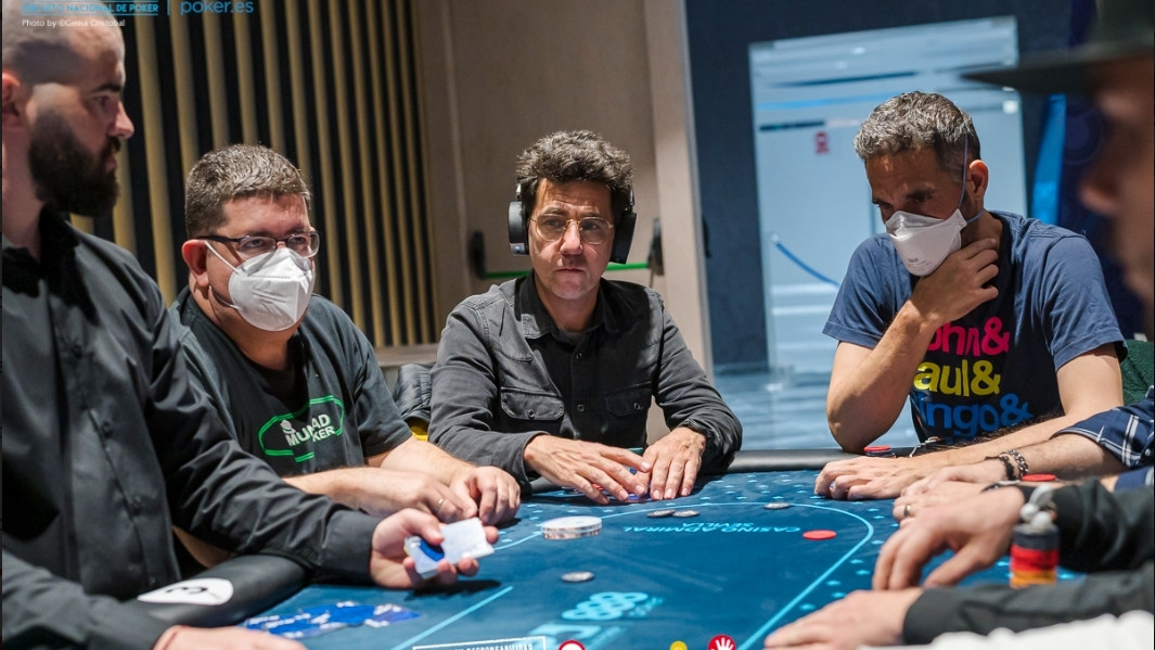 David Royo conecta poker de 8888 en el CNP888 Sevilla para llevarse un botazo