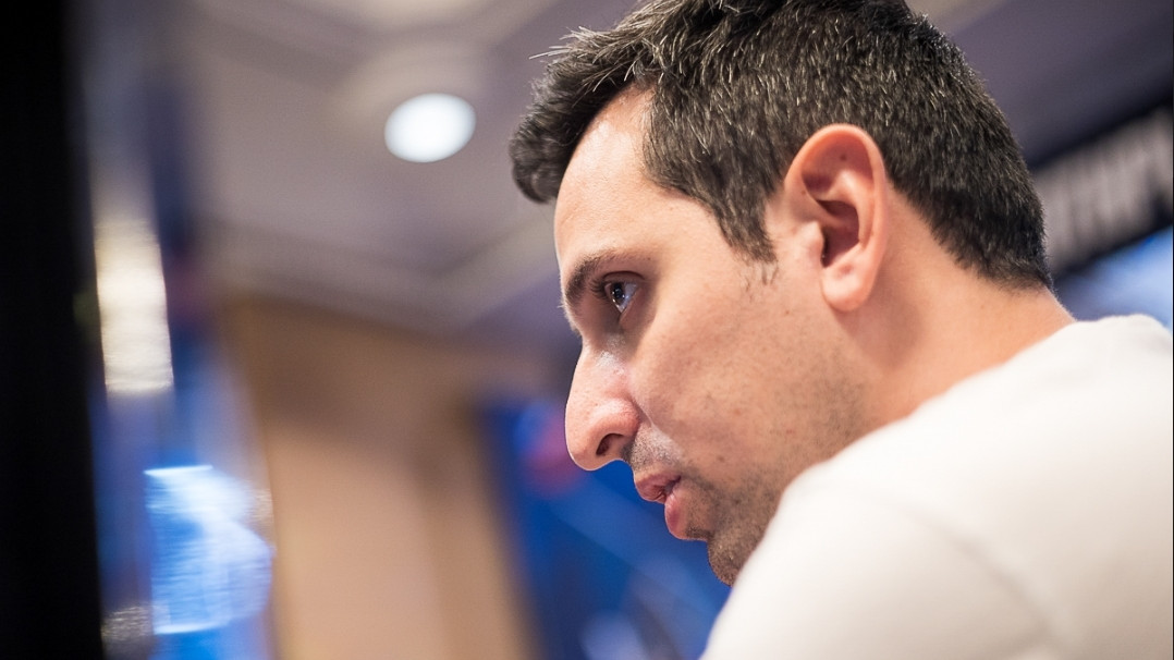 Sergio Aido y Jon Ander Martínez se enfrentan en una guerra de ciegas fratricida