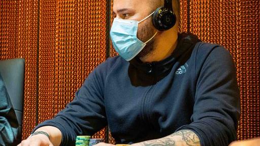 Javier Valiente se cobra una de las primeras bajas del torneo 