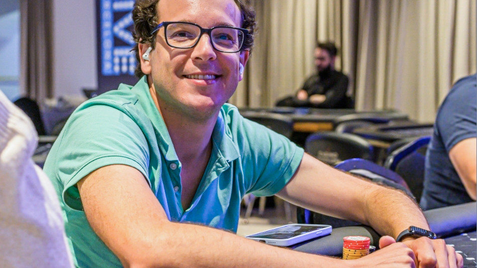 Jorge Ufano sigue aumentando su stack