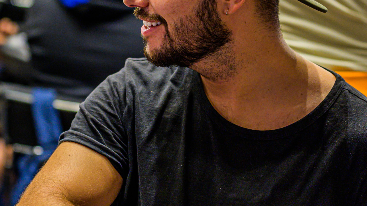 Manu Bardón y Adrià Díaz son dos de los eliminados de la armada en el Día 1A EPT Barcelona