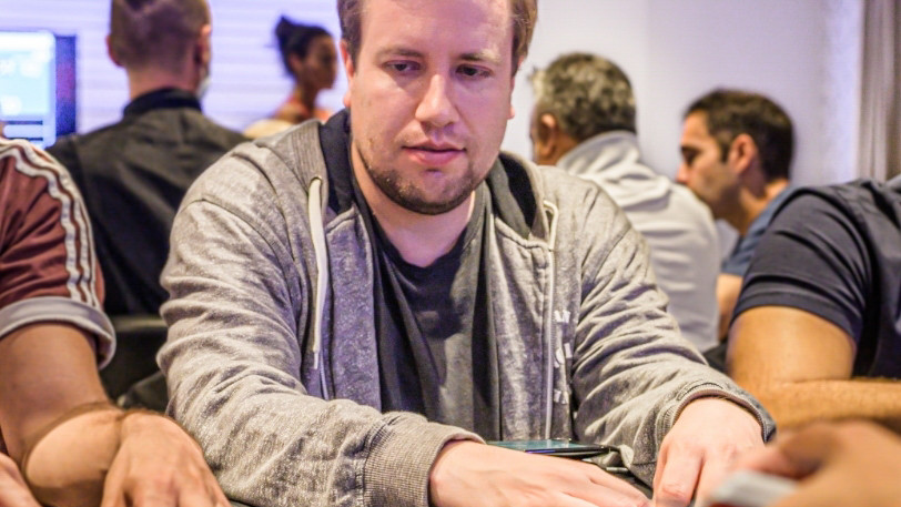 Pablo Battista truca a Kimmo Kurko 