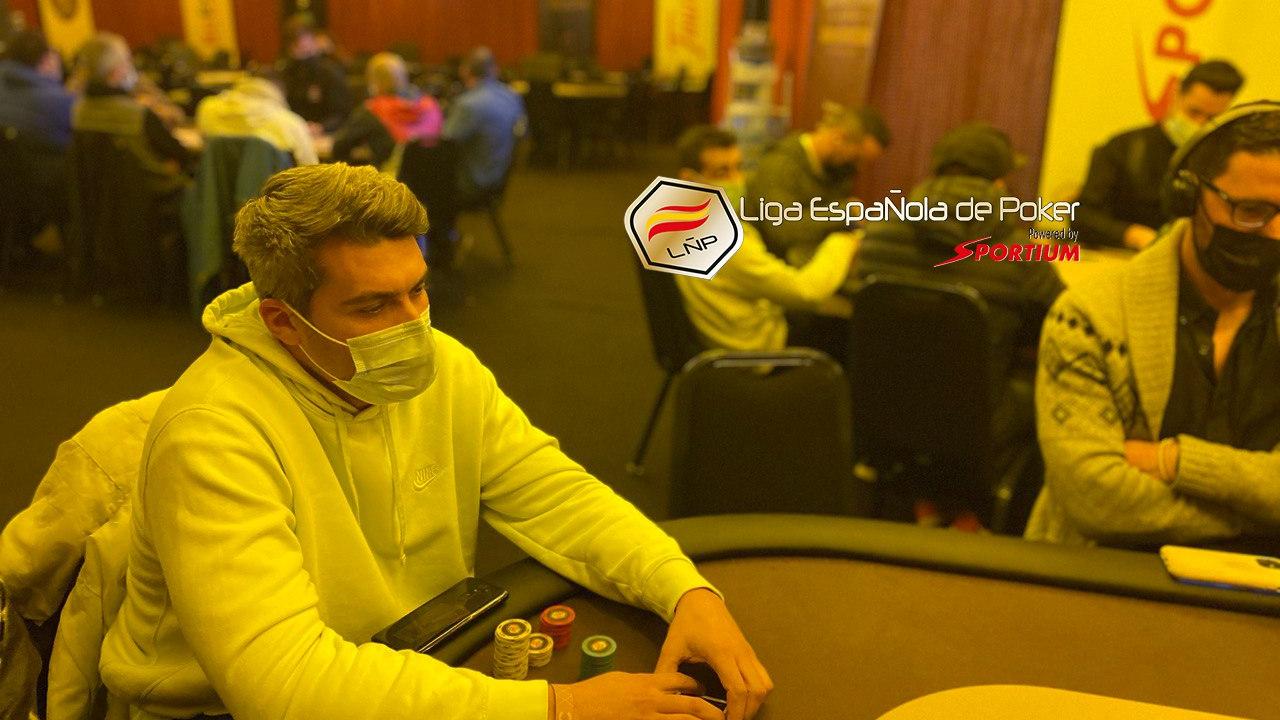 Amando Balsalobre cae a manos de Antonio Parejas 