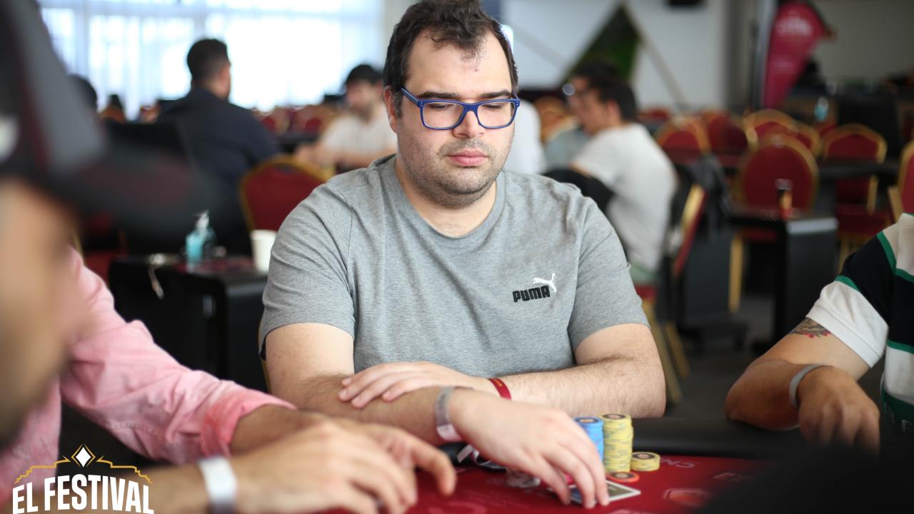 Paul Lozano "Vilacrack" cae en las últimas manos 
