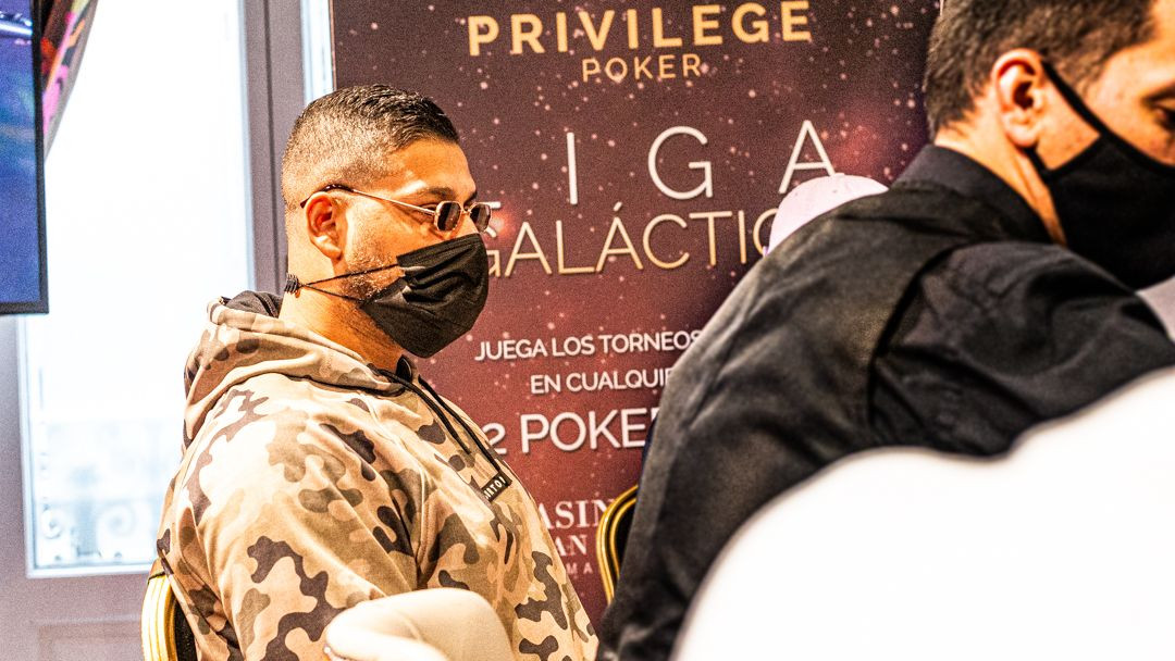 Sospechosos habituales en este día 1A y jugones en el High Roller 
