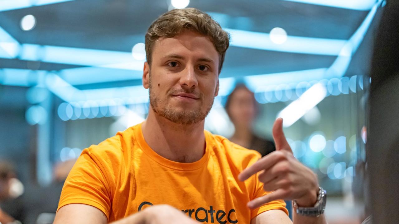 Álex Castillo cae eliminado del ESPT Día 1A justo antes del descanso de la cena 