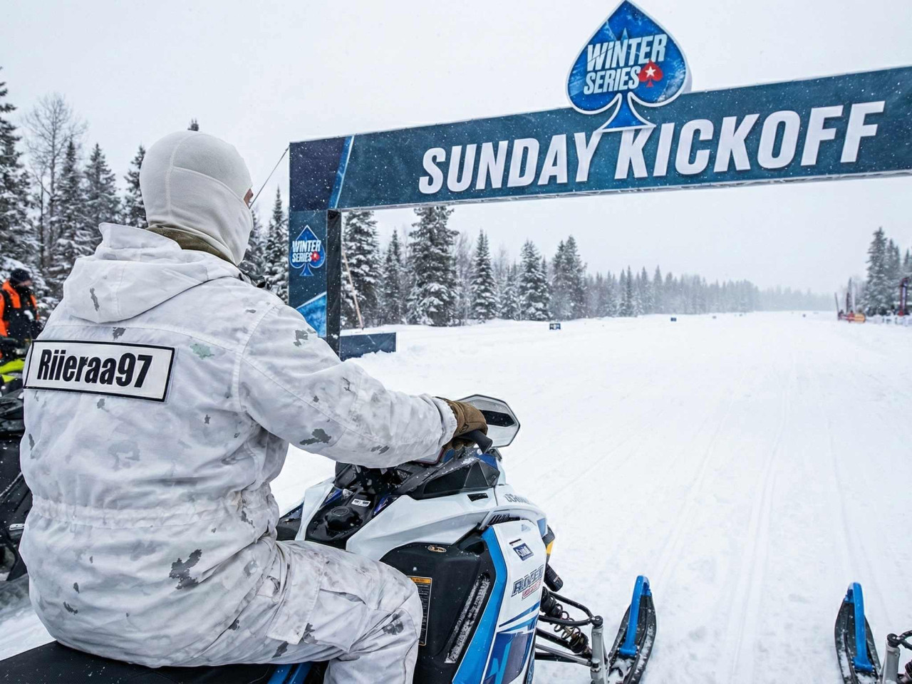 Riieraa97 gana el Sunday Kickoff de la sesión dominical por 8.391 €